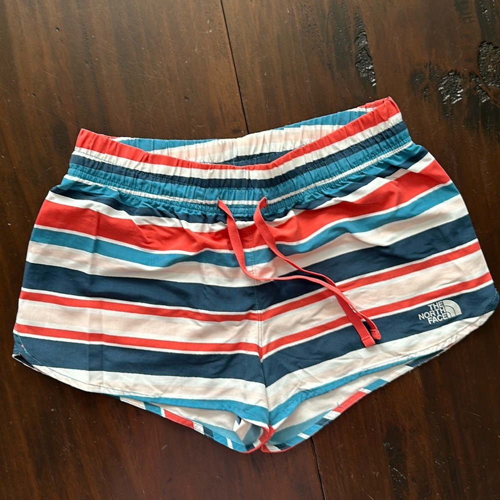 THE NORTH FACE CLASS V WATER SHORT WOMEN'S size XS
